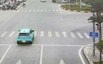 Hà Nội: Hình ảnh hàng loạt ô tô, xe máy vi phạm bị camera AI "bắt quả tang"