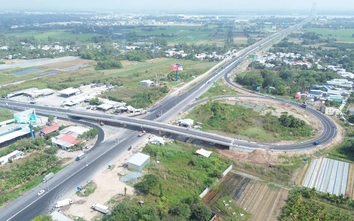 Cận cảnh nút giao Lộ Tẻ kết nối Đồng Tháp - An Giang - Cần Thơ