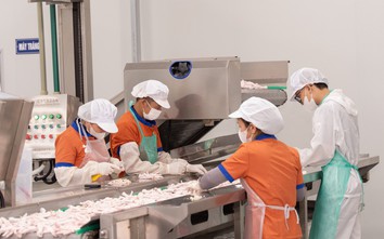 Sản xuất tại nhà máy hiện đại, “Ăn cùng Bà Tuyết” hướng tới chuẩn hóa đồ ăn vặt