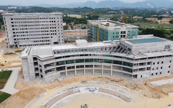 Tuyên Quang tăng cường cơ sở hạ tầng y tế, chăm lo sức khoẻ người dân