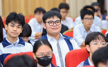 Khi học sinh trở thành “tuyên truyền viên nhí” về an toàn giao thông