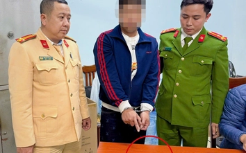 CSGT Hà Nội bắt giữ nhiều người vi phạm giao thông tàng trữ ma túy