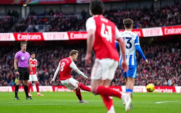 Nghẹt thở vượt qua Brighton, Arsenal trở lại ngôi đầu Ngoại hạng Anh