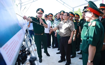 Thủ tướng kiểm tra, đôn đốc một số dự án hạ tầng chiến lược tại Cà Mau