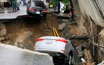 Đường phố Đà Nẵng bất ngờ sụt lún, ô tô rơi xuống hố tử thần