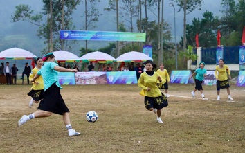 Quảng Ninh: Khai mạc giải bóng đá nữ các dân tộc thiểu số mở rộng năm 2025