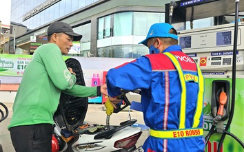 Giá xăng giảm 4 kỳ liên tiếp, RON 95 về sát 18.900 đồng/lít