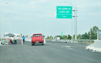 Thi công xuyên tết, sớm đưa vào khai thác cao tốc Hậu Giang - Cà Mau