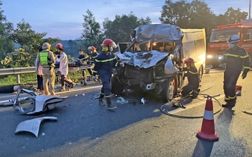 Tạo thói quen ngồi ô tô thắt dây an toàn như đi máy bay