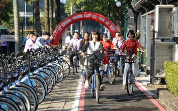 TP.HCM khánh thành làn đường ưu tiên xe đạp dài gần 6km trên đại lộ Mai Chí Thọ