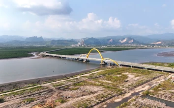 Quảng Ninh dự kiến xây dựng Trung tâm hành chính mới nằm ven vịnh Cửa Lục