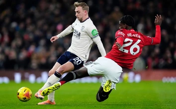 Phung phí cơ hội, MU bị West Ham cầm chân ngay trên sân nhà