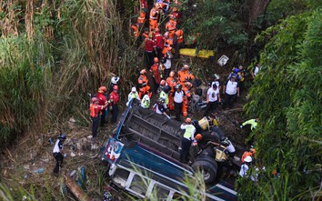 Guatemala: Xe buýt lao xuống vực, ít nhất 55 người thiệt mạng