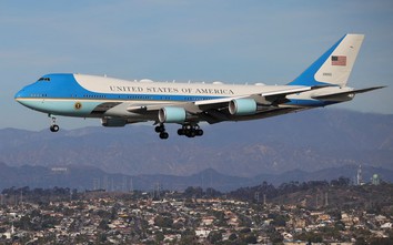 Ông Trump phàn nàn Boeing vì chậm tiến độ bàn giao chuyên cơ Tổng thống