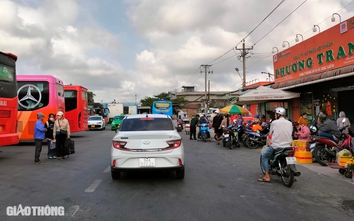 Cà Mau, Bạc Liêu làm gì để không ùn ứ khách tại bến xe sau Tết?