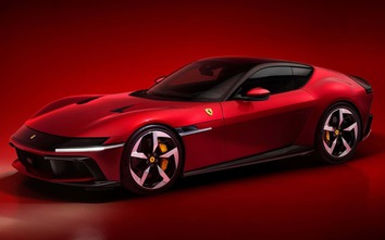 Người mua siêu xe Ferrari ngày càng trẻ