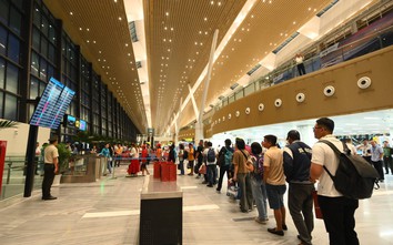 Nhà ga T3 sân bay Tân Sơn Nhất "mở hàng" chuyến bay đầu tiên với hơn 100 w88 vin app khách