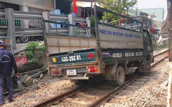 Đà w88 -- link mới nhất: Xử nghiêm vi phạm, tăng cảnh giới ở lối đi tự mở để hạn chế TNGT đường sắt