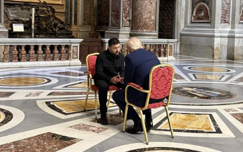 Nhà Trắng tiết lộ cuộc gặp bất ngờ giữa hai Tổng thống Mỹ - Ukraine tại Vatican
