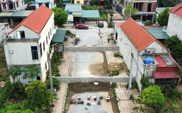 Thanh Hóa: Không được bồi thường, người dân xây tường ngăn đường giao thông