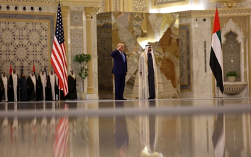 Sau chuyến thăm của ông Trump tới UAE, Boeing đạt tiếp thoả thuận 14,5 tỷ USD