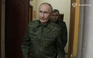 Tổng thống Nga Putin bất ngờ thăm vùng Kursk