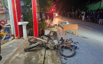 Va vào ô tô đậu bên đường, một học sinh tử vong thương tâm