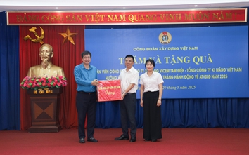 Tặng 100 suất quà cho đoàn viên, người lao động Công ty Xi măng Vicem Tam Điệp