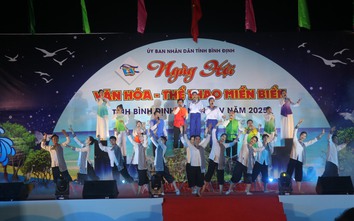 Sôi nổi Ngày hội Văn hóa - Thể thao miền biển tỉnh Bình Định lần thứ XV