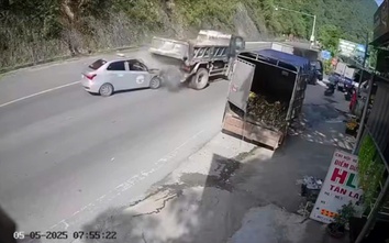 Khoảnh khắc xe taxi chạy tốc độ cao đâm đuôi xe tải đang dừng, tài xế tử vong