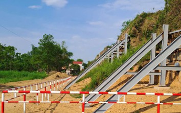Gia cố 16 đoạn tường đá ở Thành Nhà Hồ