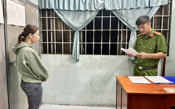 Chó vệ sinh trước nhà hàng xóm, người phụ nữ bị đánh tử vong