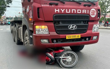 Long An: Tai nạn ở ngã ba thị trấn, người phụ nữ bị xe container cán tử vong