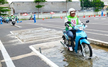 Tài xế xe máy công nghệ ở Việt Nam được tập huấn kỹ năng lái xe an toàn