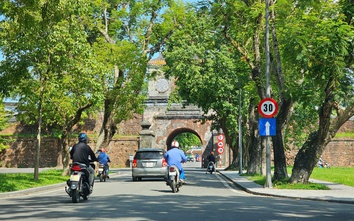 10 tuyến đường ở Huế cắm biển tốc độ 30km/h cho xe điện hoạt động