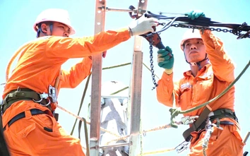 Quy hoạch yêu cầu có nguồn điện 7.000MW/năm, thực tế chỉ làm được 3.360MW