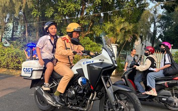 Những hình ảnh đẹp của lực lượng cảnh sát giao thông trong kỳ thi tốt nghiệp THPT 2025