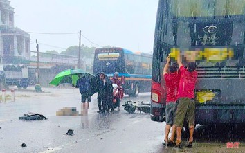 Bản tin TNGT 5/6: Chuyển hướng bất cẩn, người phụ nữ bị xe khách đâm tử vong trên QL1
