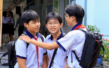 TP.HCM: Thí sinh bị lập biên bản vì đánh dấu ký tự lạ, viết hai màu mực trên bài thi