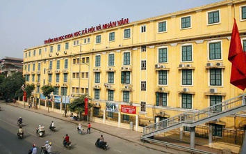 Hai trường đại học bổ sung lại tổ hợp C00 sau khi Bộ Giáo dục và Đào tạo "tuýt còi"