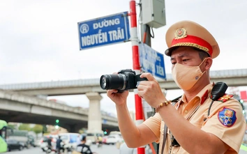 Hà Nội: CSGT ra quân ghi hình vi phạm, hàng trăm xe máy bị phạt nguội