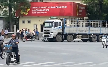 Thanh Hóa: Va chạm xe tải ở ngã tư, người phụ nữ tử vong thương tâm