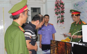 Tạm giữ hình sự tài xế gây tai nạn rồi lao ô tô xuống sông làm 3 người chết ở Nghệ An