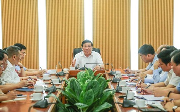 Minister Tran Hong Minh urges faster progress on sustainable transport, smart city plans