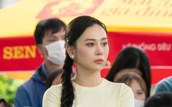 Phương Oanh: Tôi chứng kiến cha mẹ sa sút về tinh thần