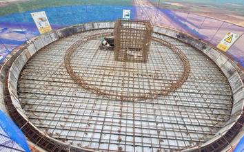Cất nóc tháp kiểm soát không lưu sân bay Long Thành cao 123m