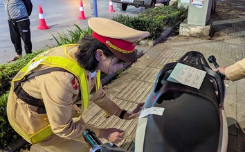 Chồng đi xe của vợ, vi phạm giao thông có bị phạt lỗi xe không chính chủ?