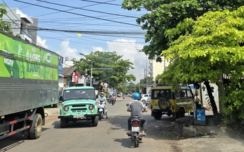 Xử nghiêm xe Jeep không đủ điều kiện chở khách sau phản ánh của Báo Xây dựng