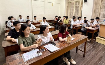 Thí sinh phát tán đề thi có thể bị xử lý hình sự