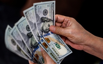 Giá USD ngân hàng tiếp tục "nóng"